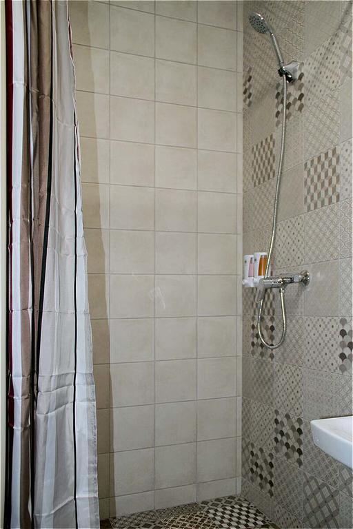 Solo Apartment Virmenska Kiev Buitenkant foto